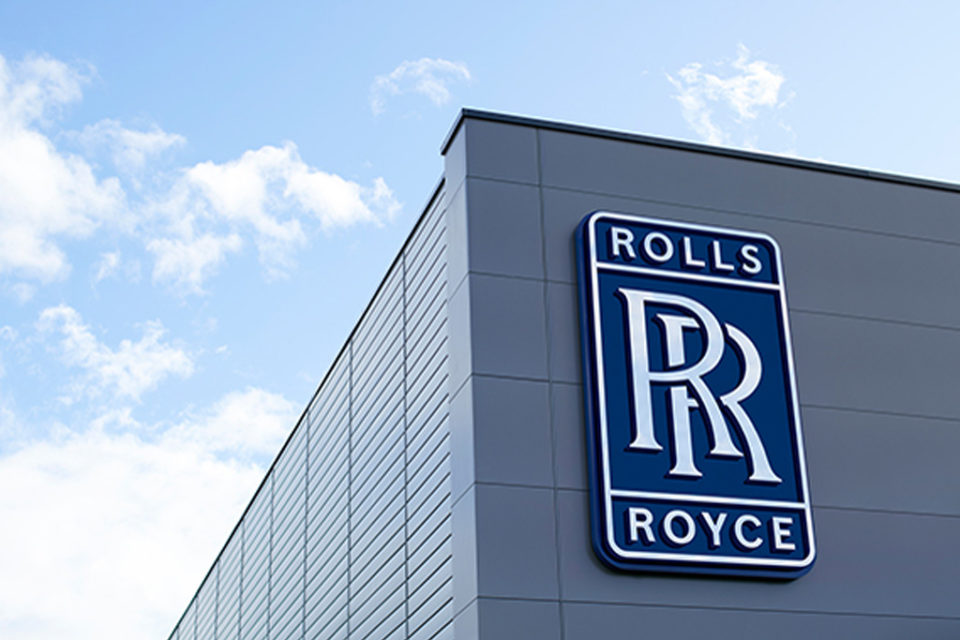 Rolls Royce Links Up With UK based Superdielectrics To Explore 