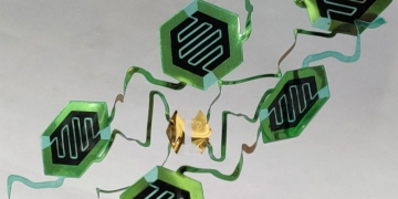 A supercapacitor array made using a new fabrication technique that is faster and less expensive than photolithography. (Image by Peisheng He/UC Berkeley)