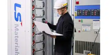 LS Materials employee checks the firm's LS UltraGrid supercapacitor system. Source: LS Materials