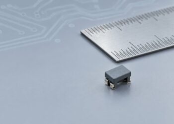 Murata DLW32SH_MF 1210 surface-mount common mode choke coil with metal terminals for automotive CAN FD signal-line noise suppression