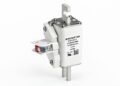 SCHURTER EKO square-body DC fuse variants with ceramic bodies and different metal terminal arrangements