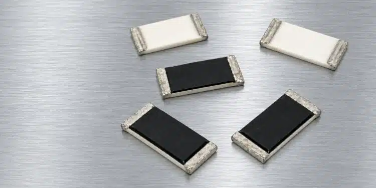 Stackpole RMAN thick-film chip resistors with rectangular bodies and metal end terminations